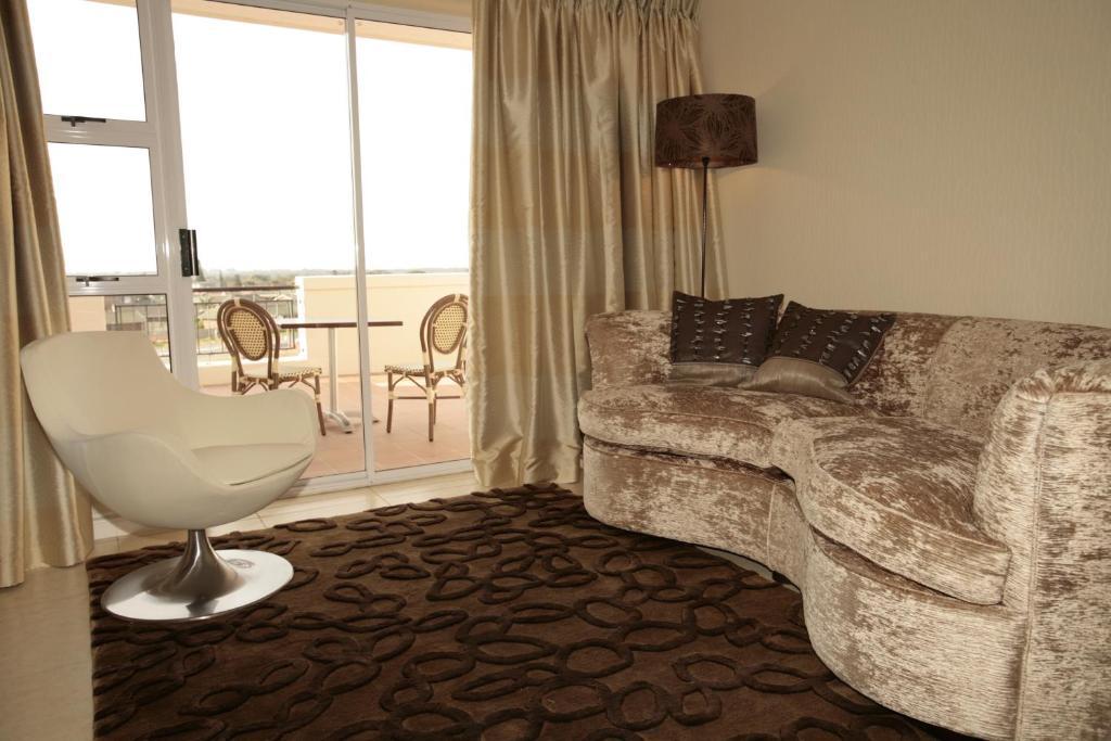 Kings Hotel Port Elizabeth Room photo